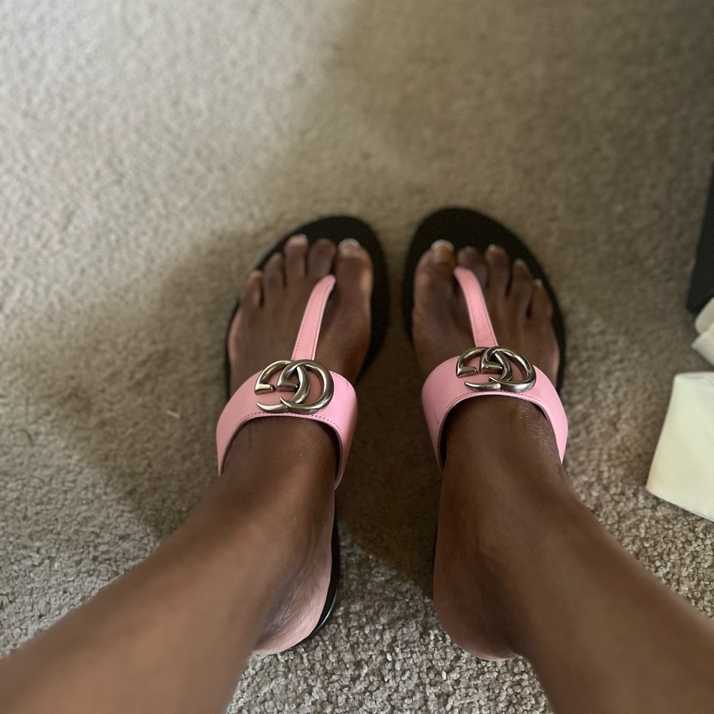 Authentic Gucci double G pink leather sandals size 36 - Picture 3 of 4